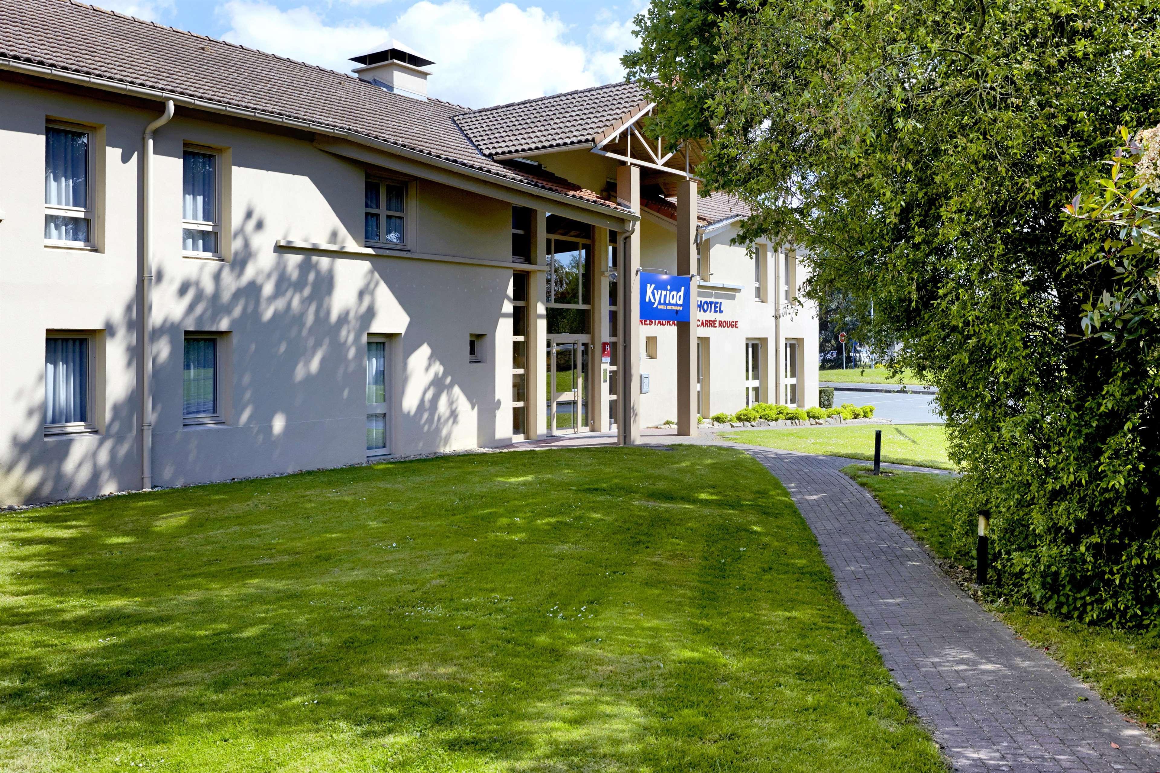 Brit Hotel Essentiel Cholet Exteriör bild
