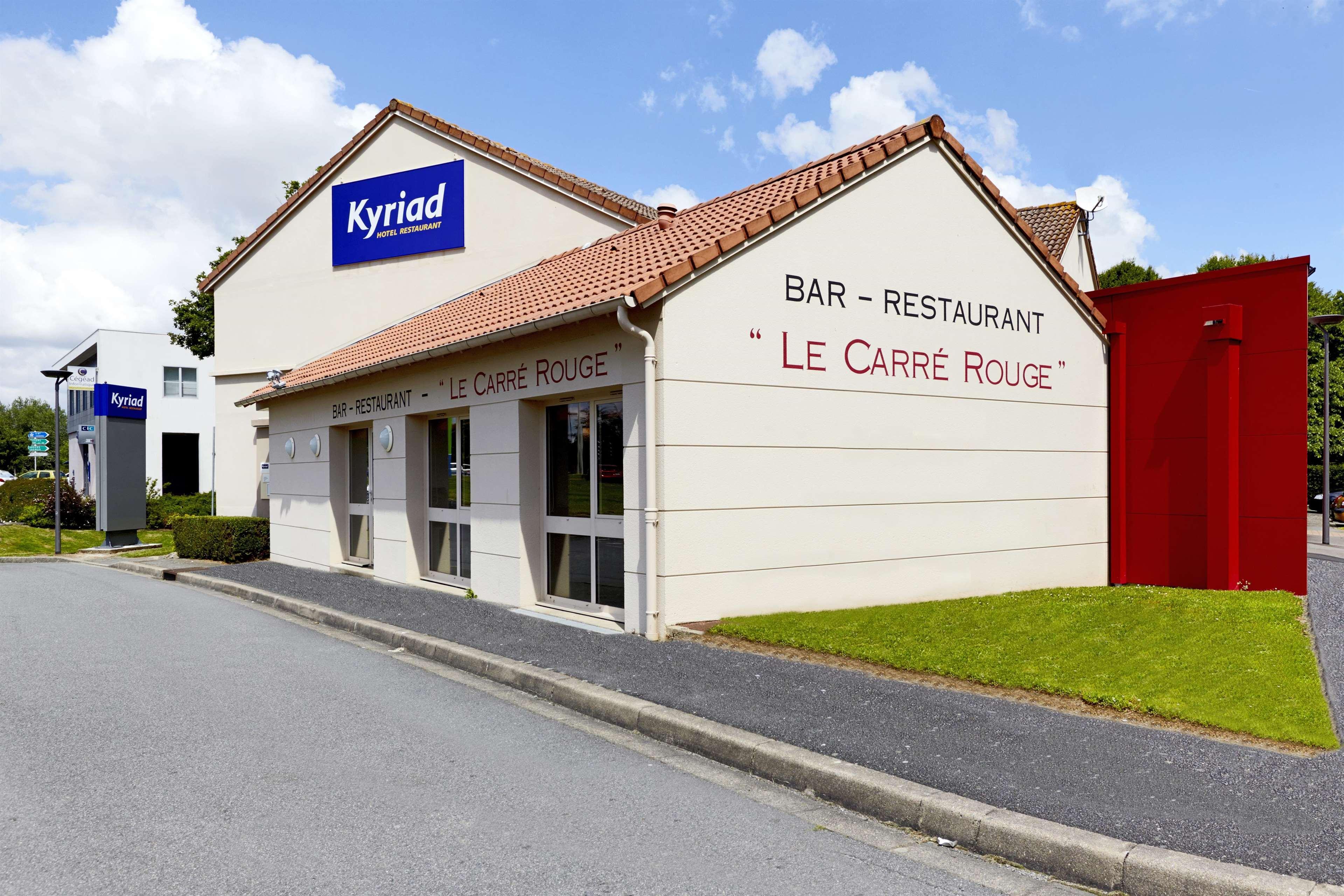 Brit Hotel Essentiel Cholet Exteriör bild